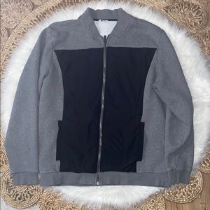 Calvin Klein XXL Men's Gray and Black warm zip up Jacket